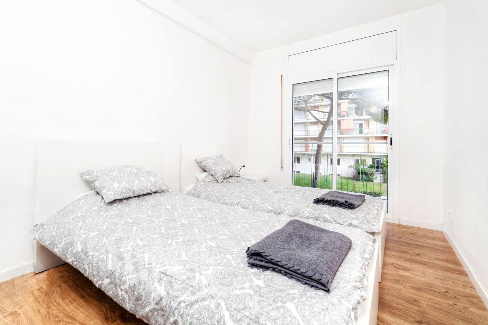 Golden Sunrise With Sea Views Apartment *