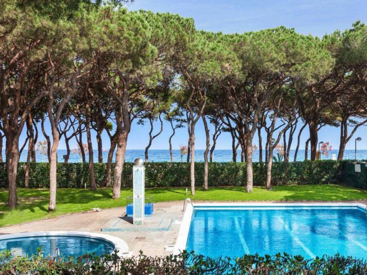 Apartment Golden Sunrise With Sea Views